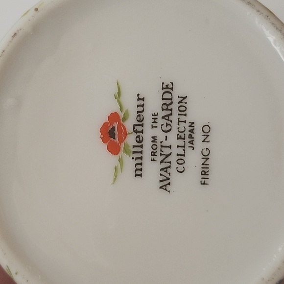 Vintage MilleFleur Avant Garde Coffee Pot and Cream & sugar Made in Japan - Picture 13 of 14